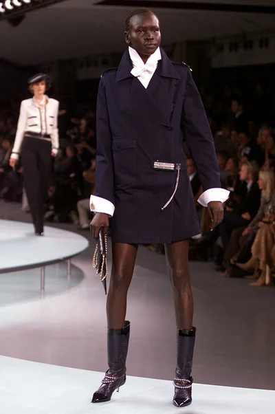 Look 17